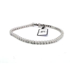 18kt White Gold Tennis Bracelet With High Quality Diamonds