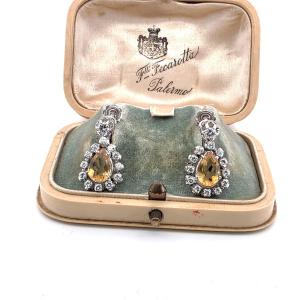 Boucles d’oreilles années 40/50' en or blanc 18kt avec citrini goutte et diamants