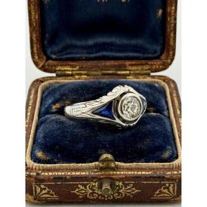 18k White Gold Art Deco Ring With An Old European Cut Diamond And Sapphires