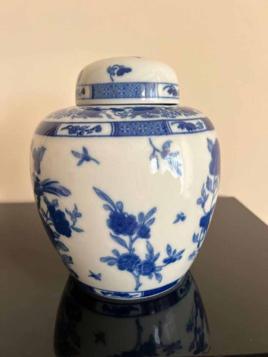 Bernardaud, Limoges Ginger Pot In Enameled Porcelain With Chinese Style Decor. 20th Century-photo-2