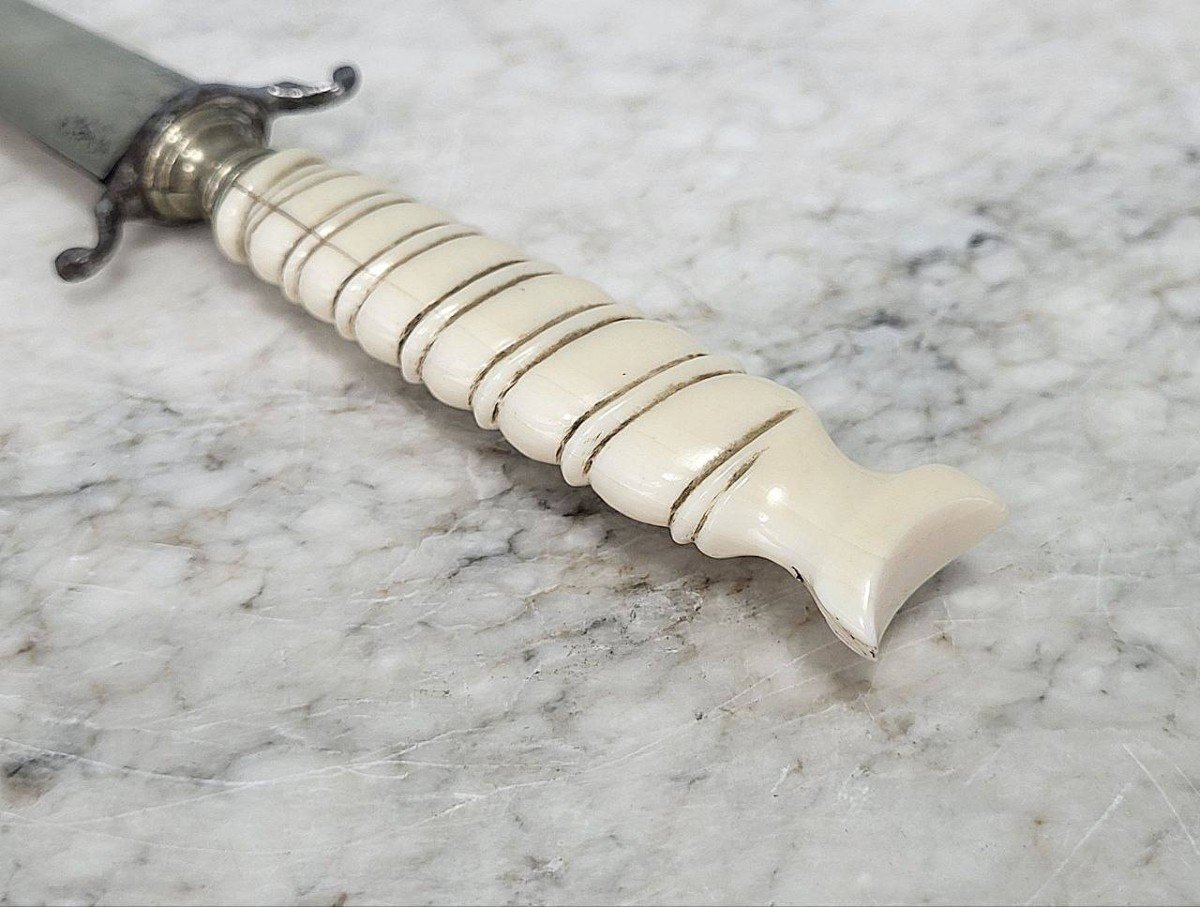 Romantic Dagger, Twisted Ivory Handle.-photo-1