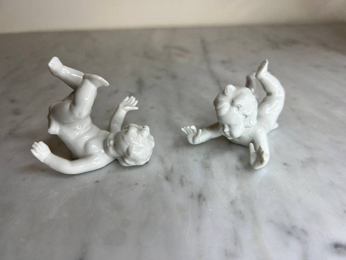 Capodimonte Sujets En Porcelaine Enfants Puttis
