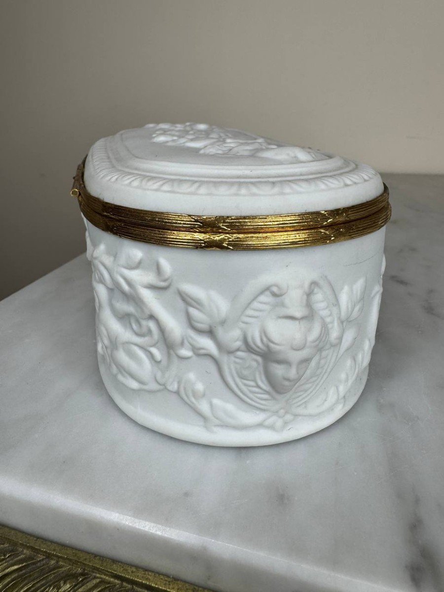 Biscuit Box "romantic Scene" Coquet Limoges-photo-1