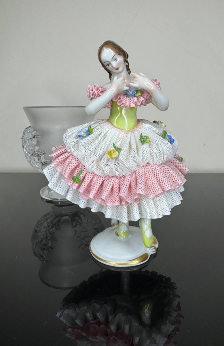 Volkstedt German Lace Ballerina Figurine-photo-3