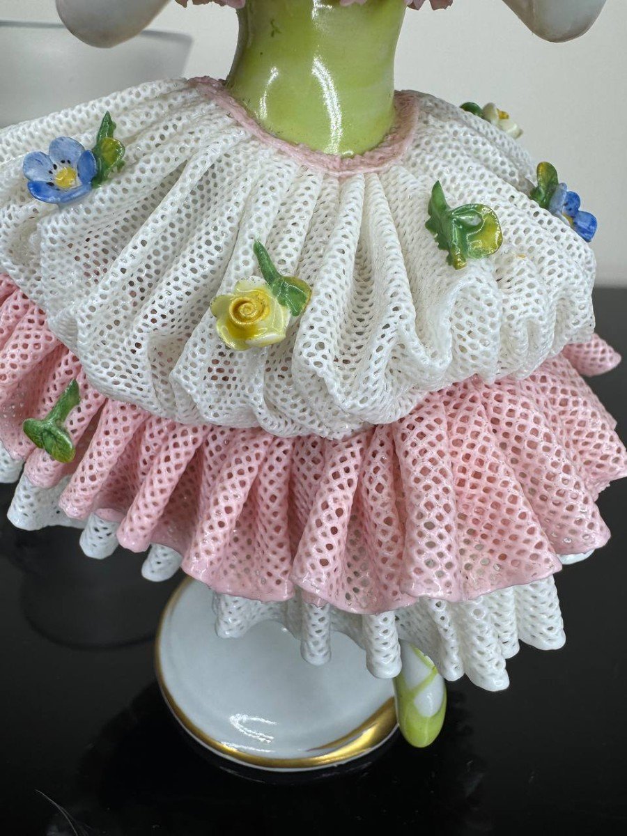Volkstedt German Lace Ballerina Figurine-photo-3