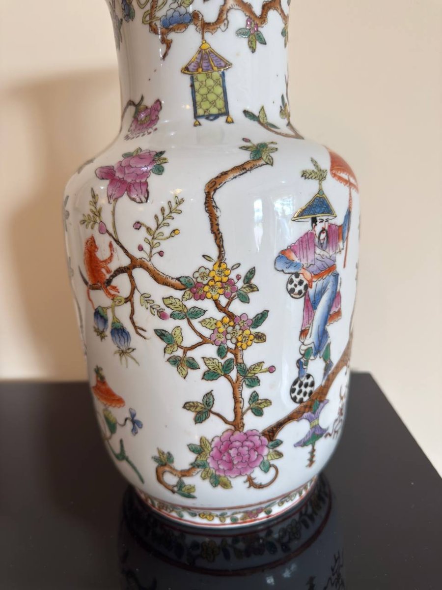 Hua Rong Tang Zhi Chinese Porcelain Vase.-photo-1