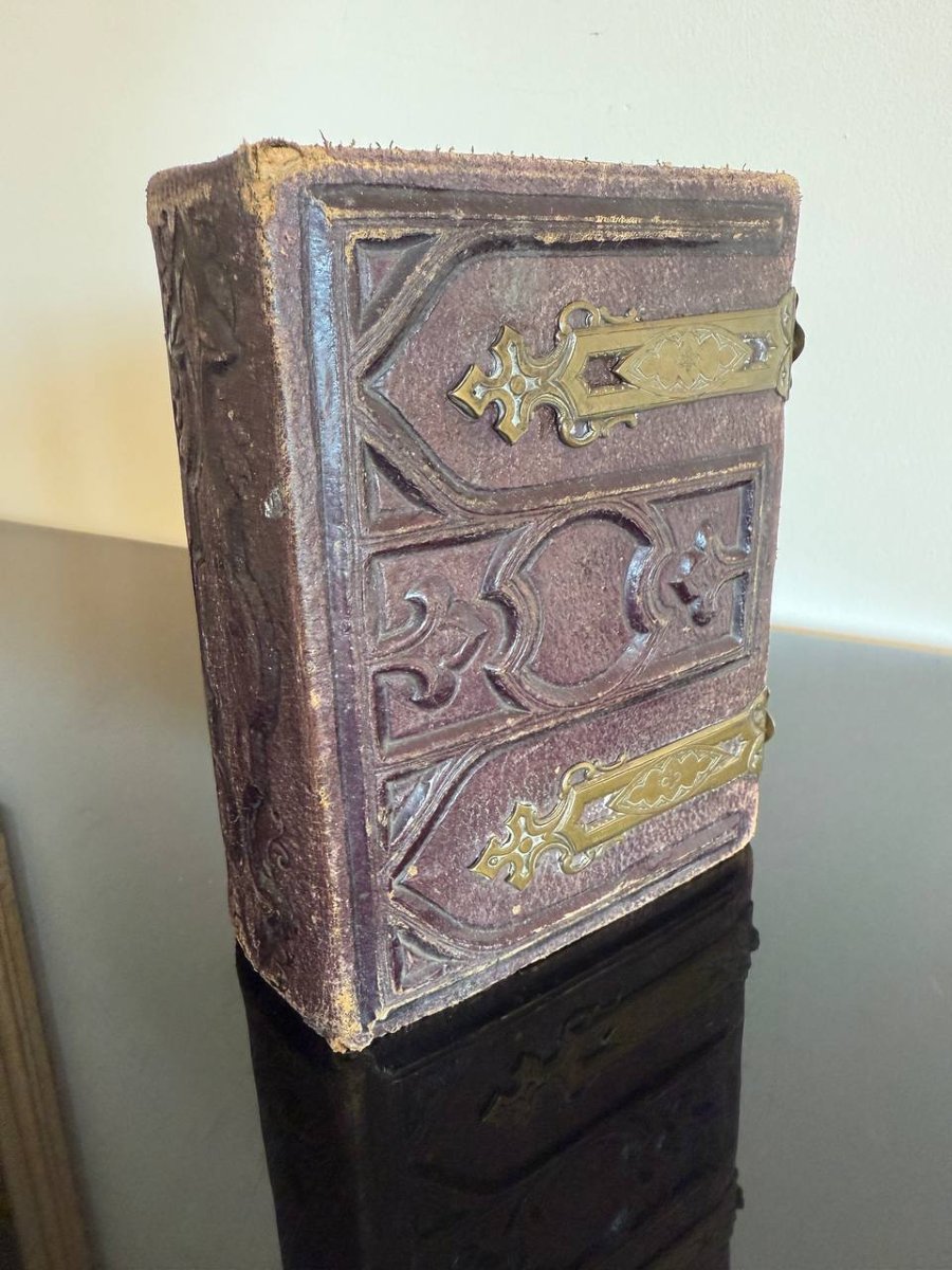 Small Photo Album With Brass Closures-photo-2