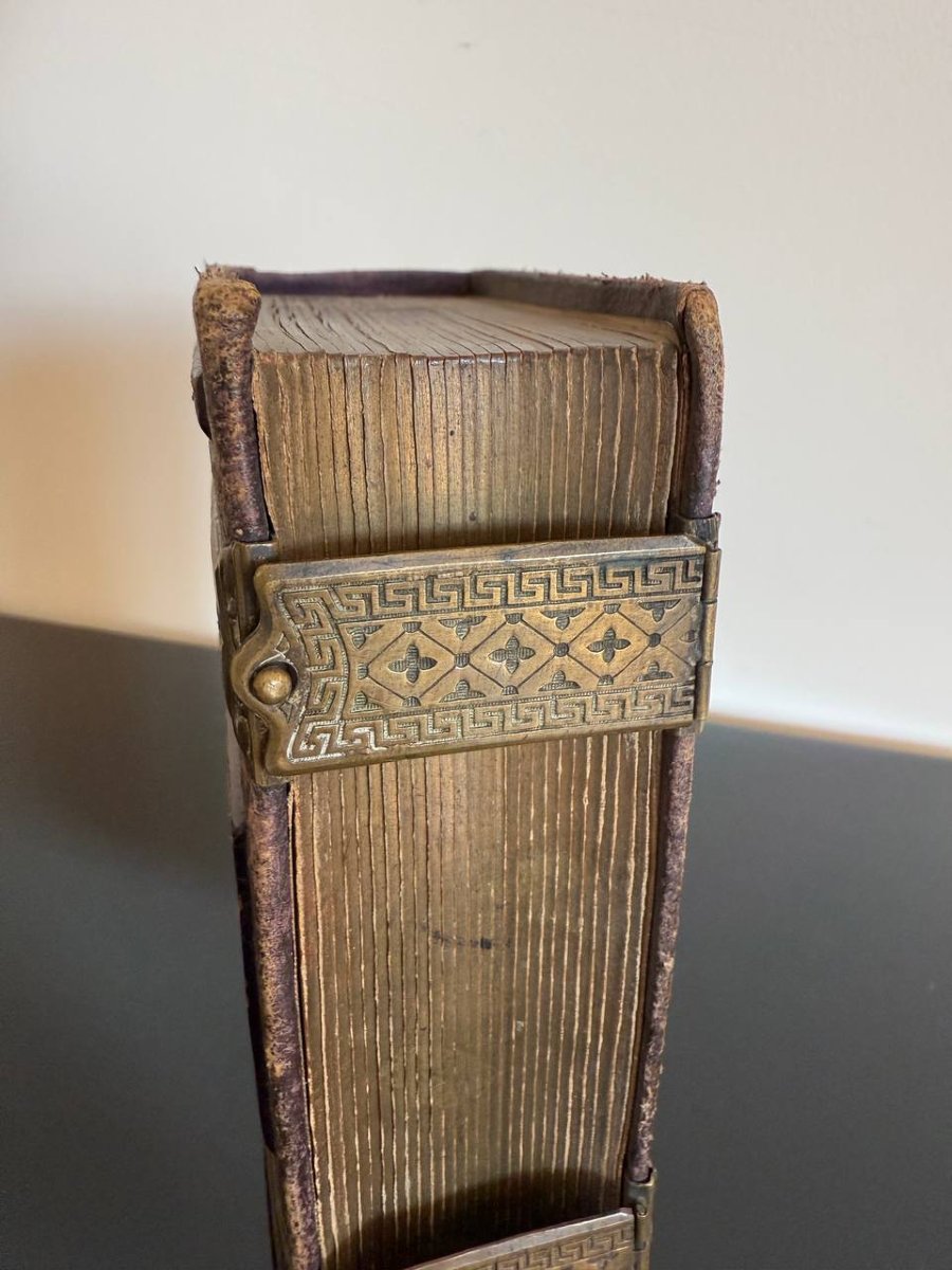 Small Photo Album With Brass Closures-photo-6