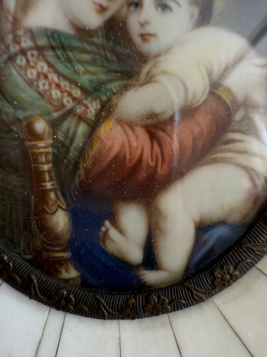 Miniature Of The Virgin And Child Jesus-photo-6