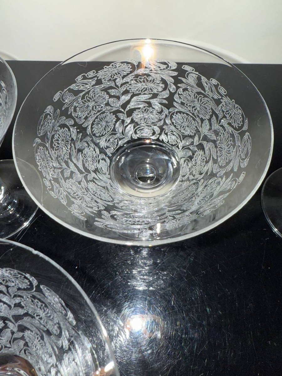 Engraved Crystal Glasses With Floral Decoration.-photo-5