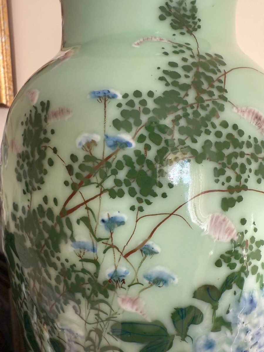 Japon. Vase en porcelaine céladon à décor de fleurs fin XIXe siècle-photo-1