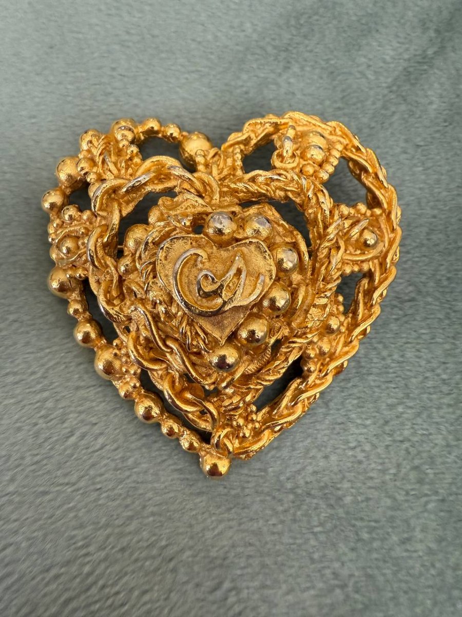Christian Lacroix Vintage Heart Brooch-photo-2