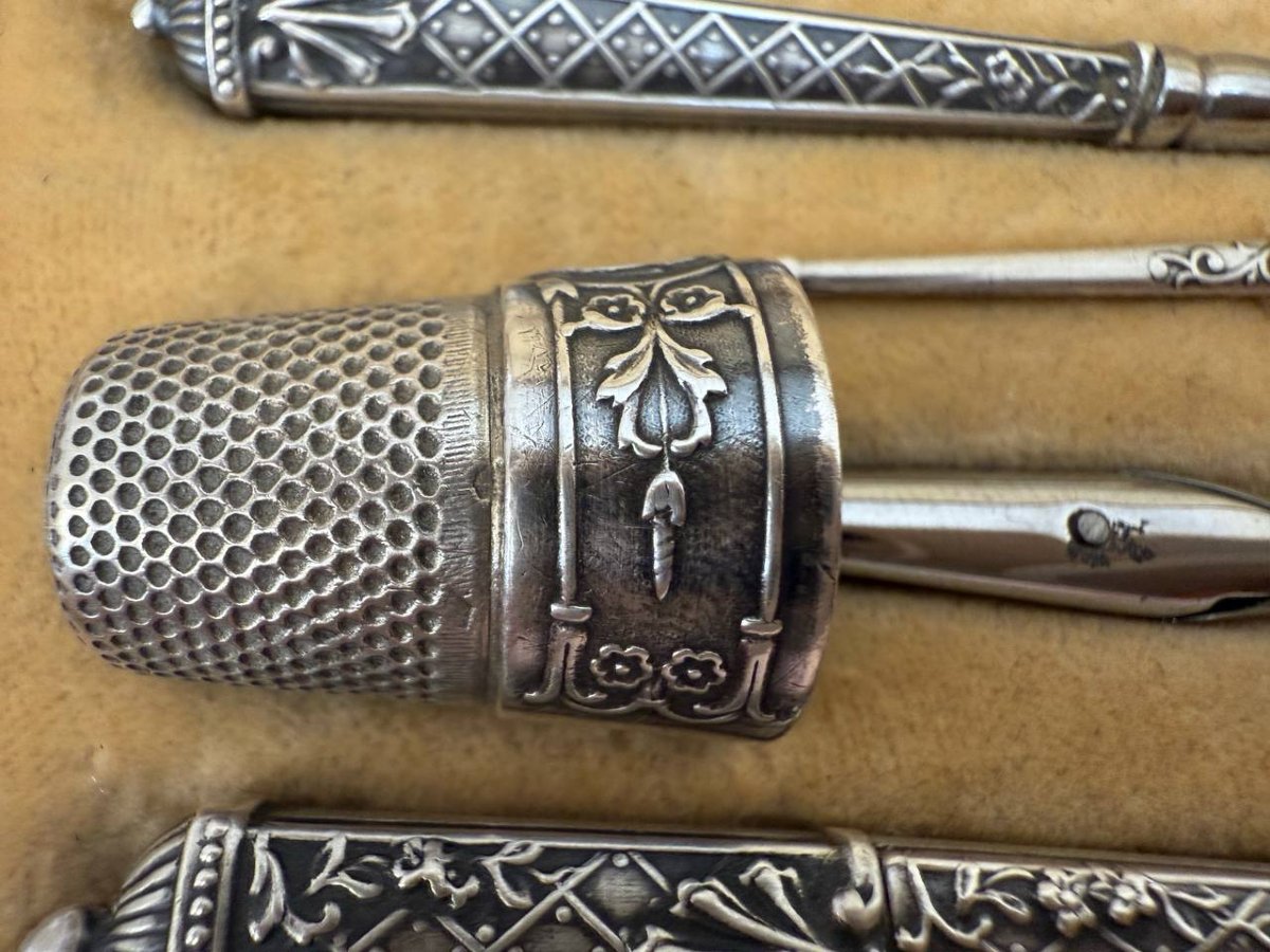 Antique Silver Sewing Kit-photo-4