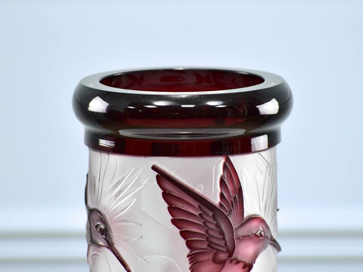 Hand-cut Bohemian Crystal Vase, Tropical Bird Motif-photo-2
