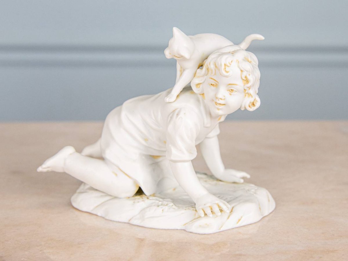 Little Girl Playing With Cat, Brand, Muller Volkstedt -photo-4