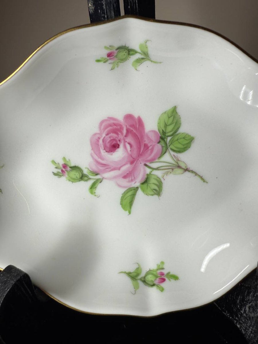 Petit bol ovale , assiettes ou ravier « Meissen » Rose rouge-photo-4