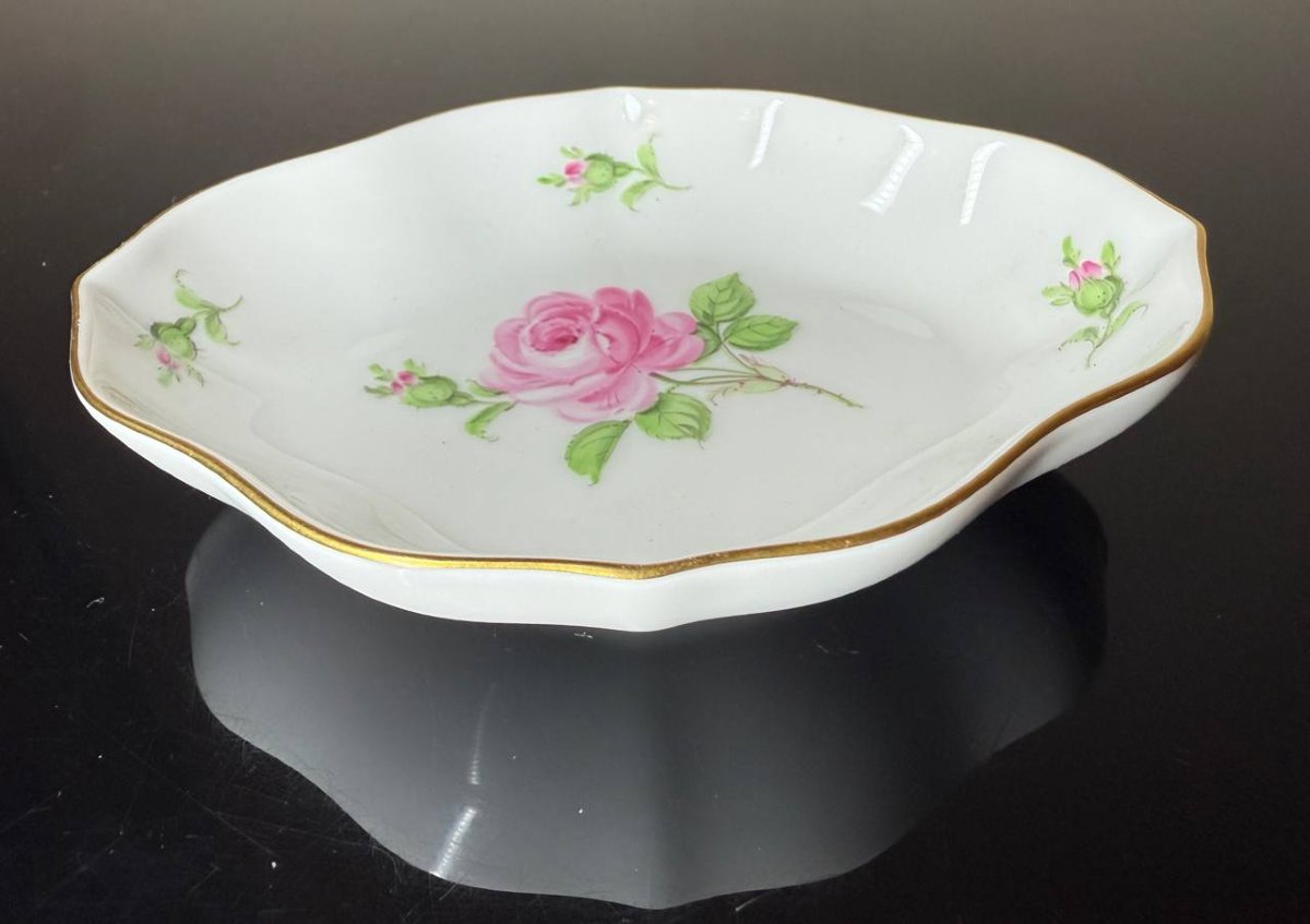 Petit bol ovale , assiettes ou ravier « Meissen » Rose rouge-photo-7