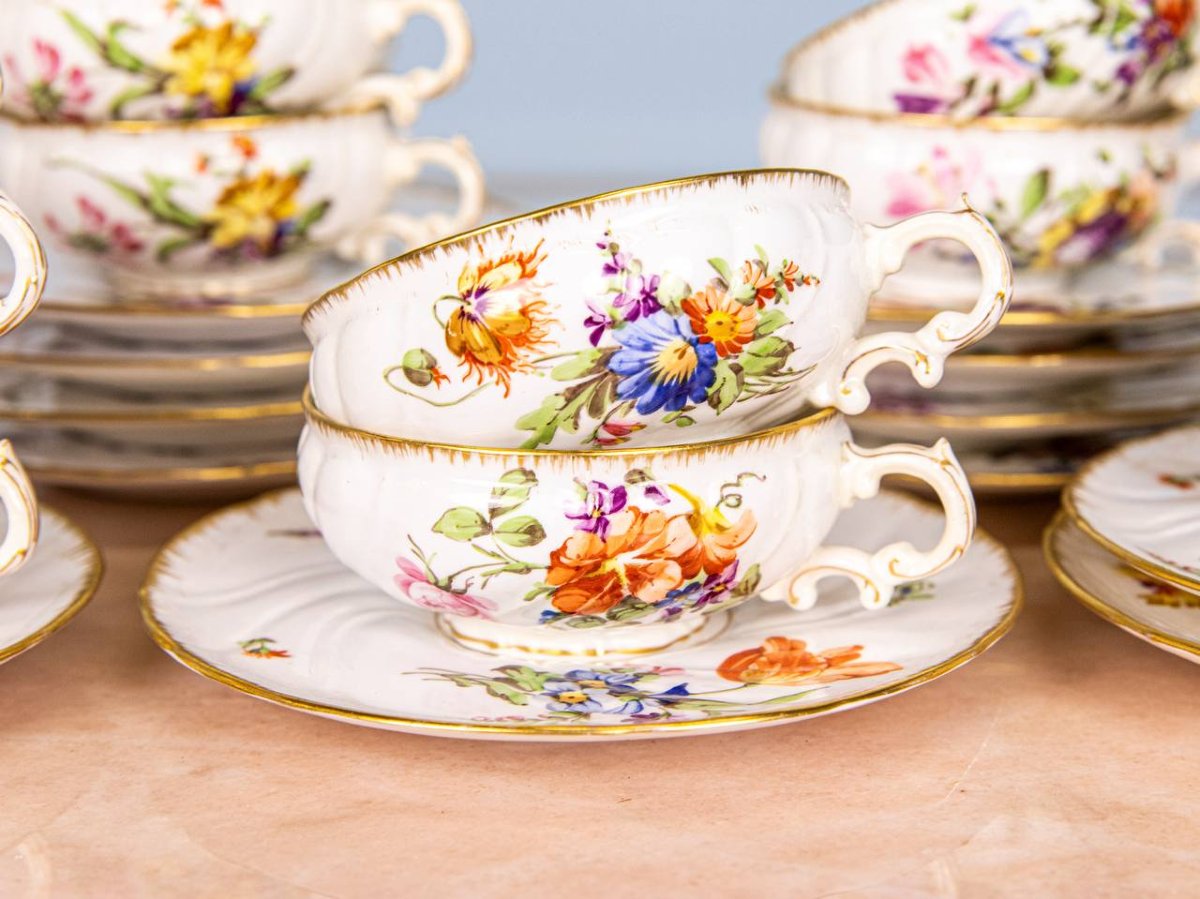 Vintage Sarreguemines Earthenware Tea Or Coffee Cups And Saucers, Saxony Pattern.-photo-4