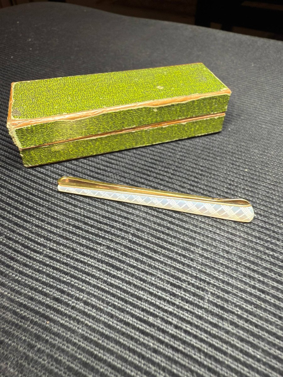 Gold-plated Mother-of-pearl Tie Clip-photo-3