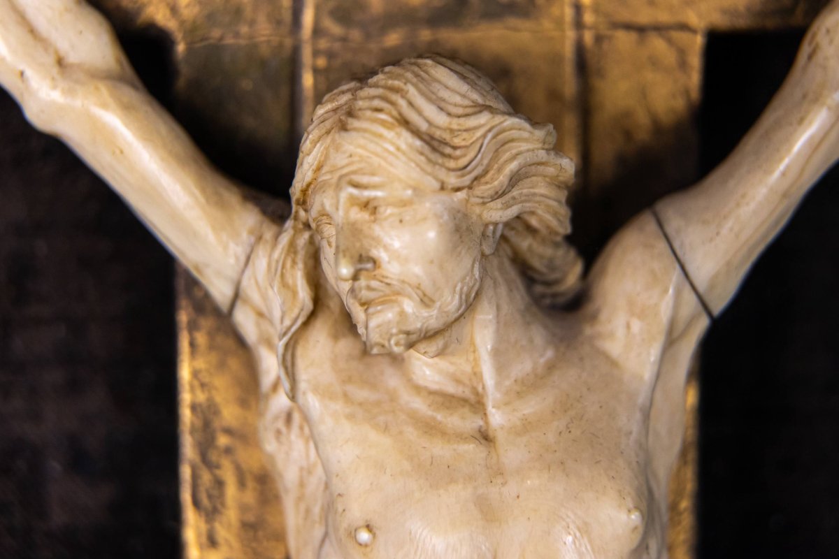 Crucifix In Its Original Frame - Ivory, Wood-photo-4