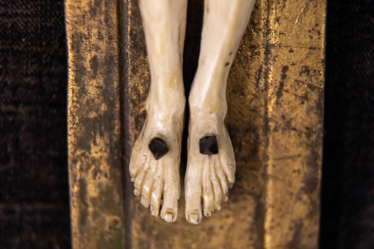 Crucifix In Its Original Frame - Ivory, Wood-photo-5