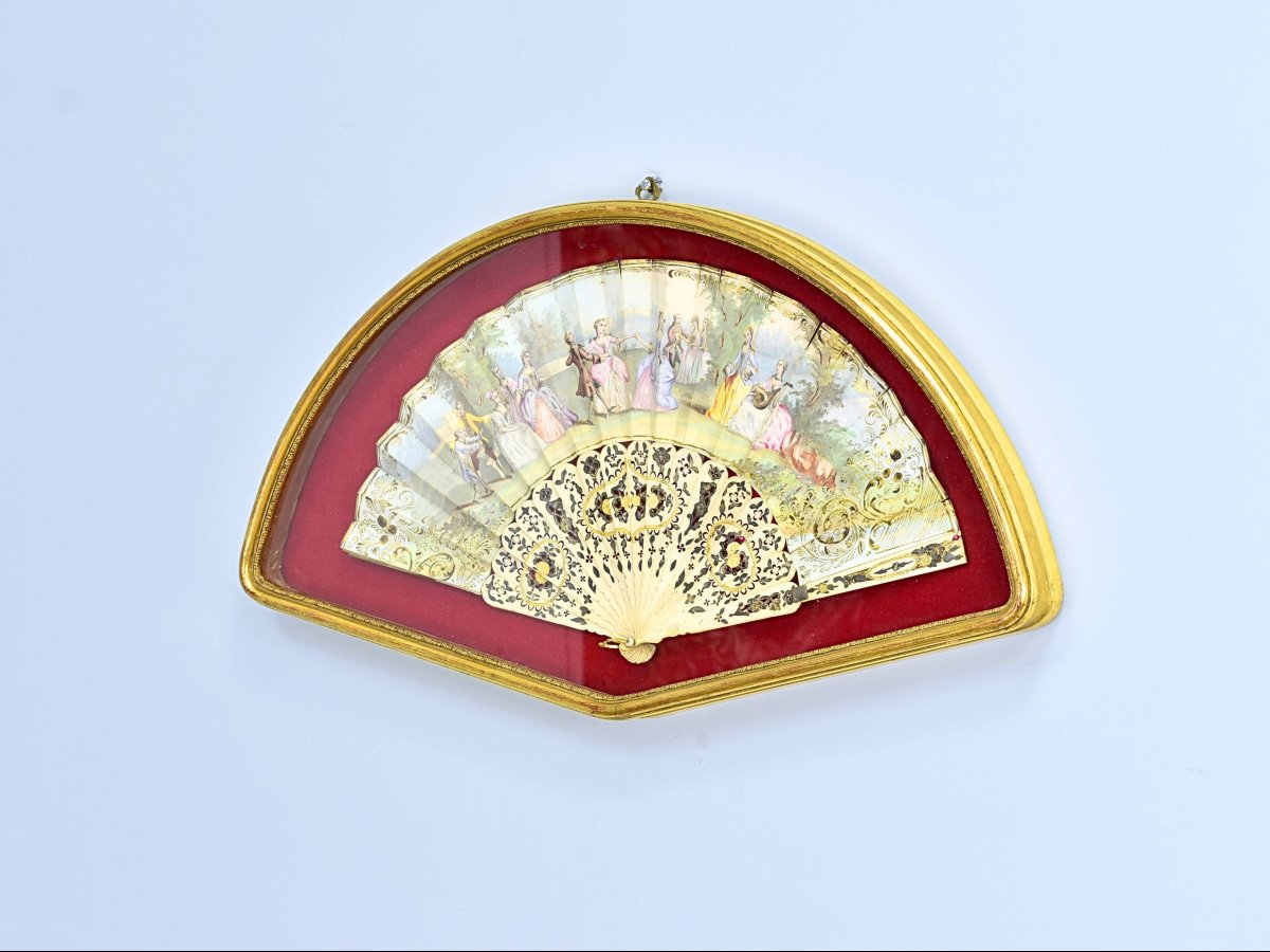 Eventail ancien encadré.-photo-2