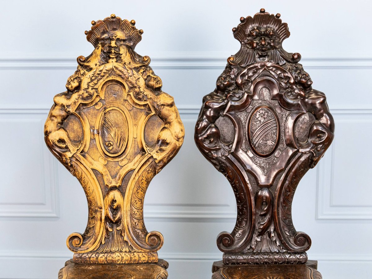 Chaises Sgabello Renaissance, ornées de chérubins ailés, de mascarons et de griffons.-photo-2