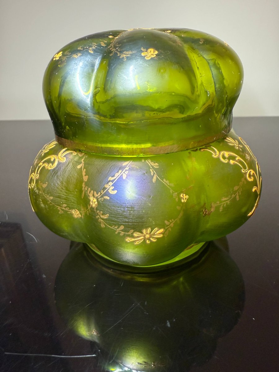 Iridescent Green Lötz Vase With Hand-painted Gold Decoration, Johann Lötz Witwe (loetz) Dek I/439-photo-3