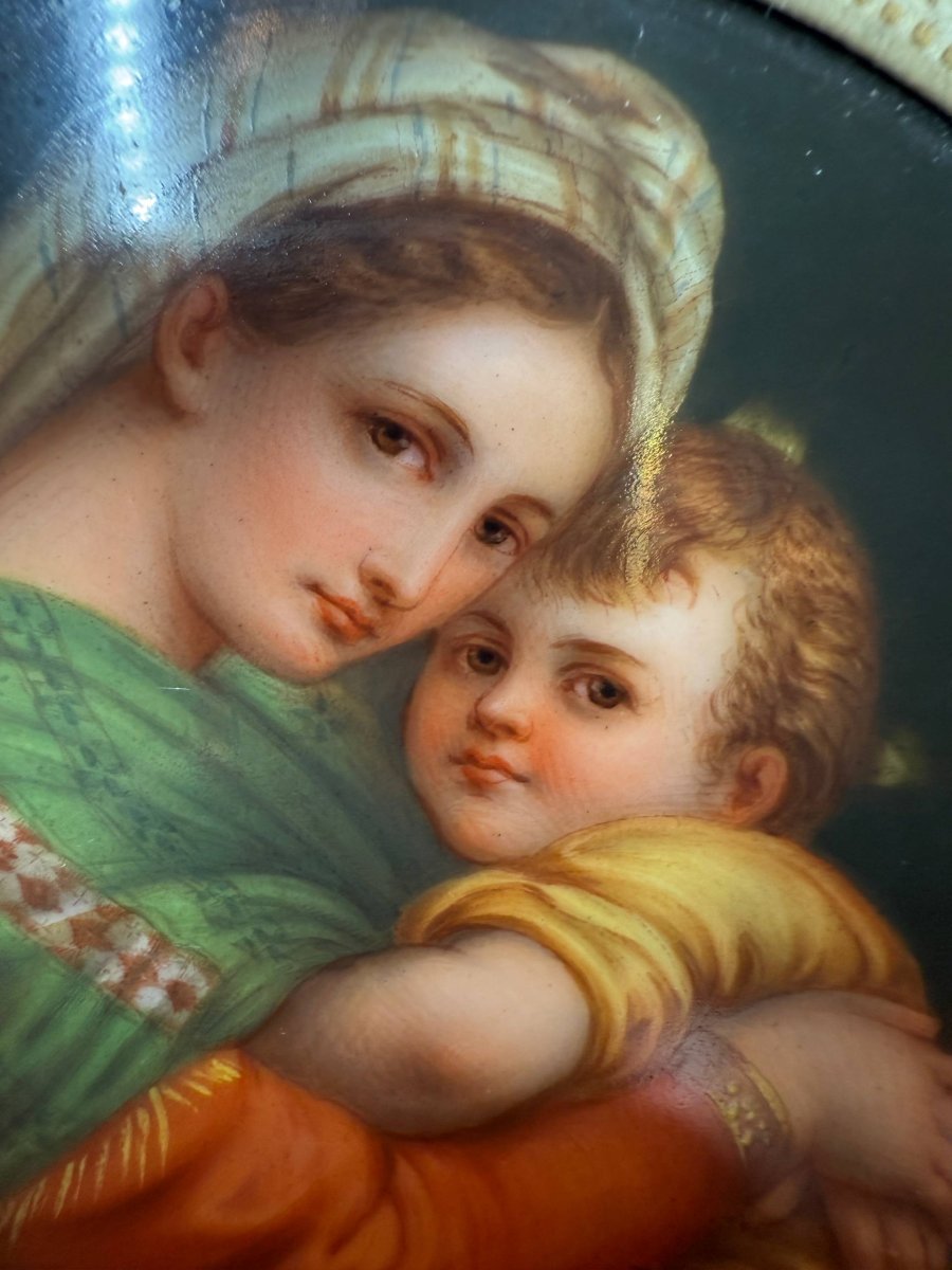 Porcelain Painting Of The Virgin And Child-photo-2