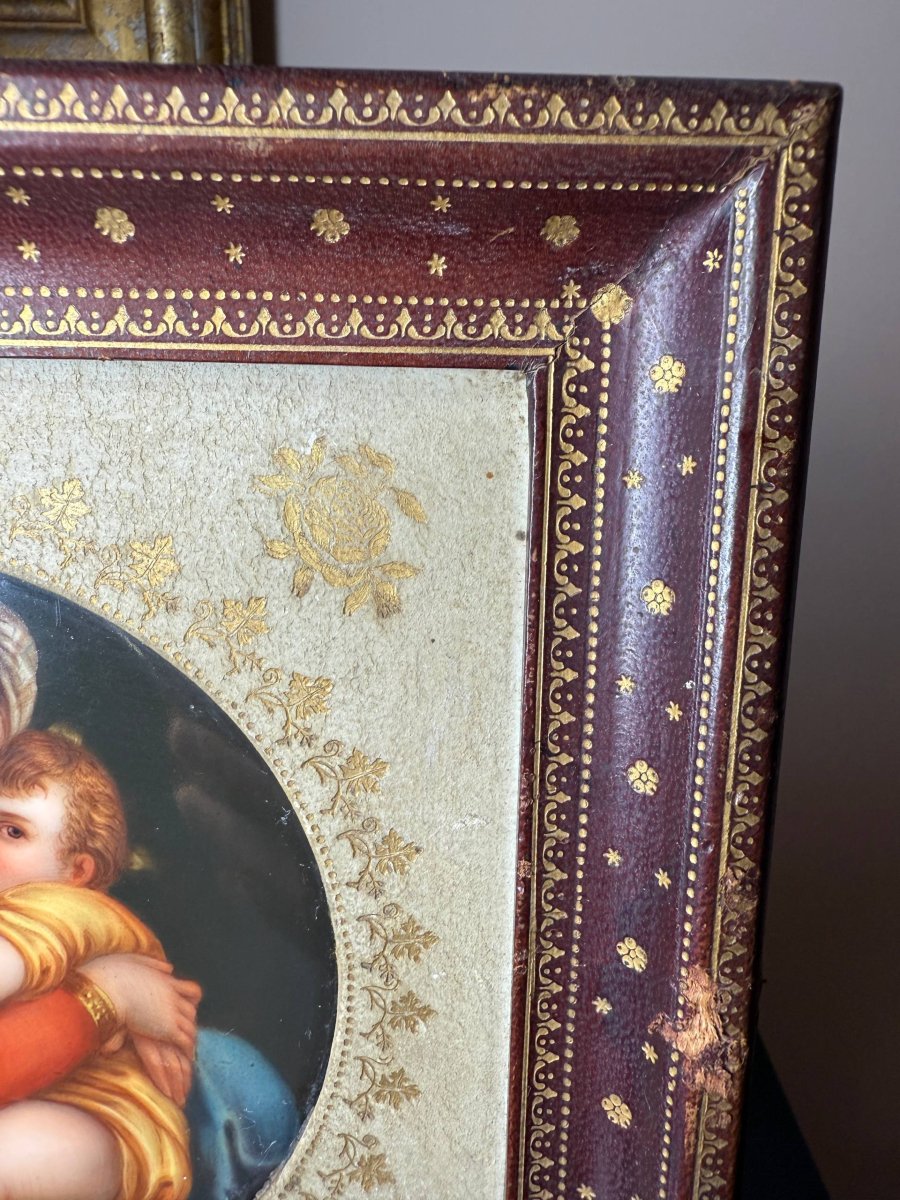 Porcelain Painting Of The Virgin And Child-photo-6