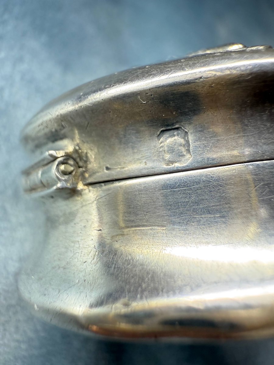 Small Box, Candy Dish, Pillbox, Silver Ointment Box, Minerva Hallmark.-photo-6