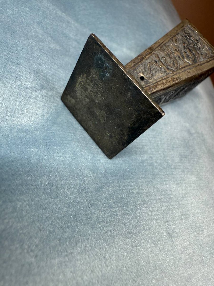 Stamp Free Of Any Monogram-photo-5