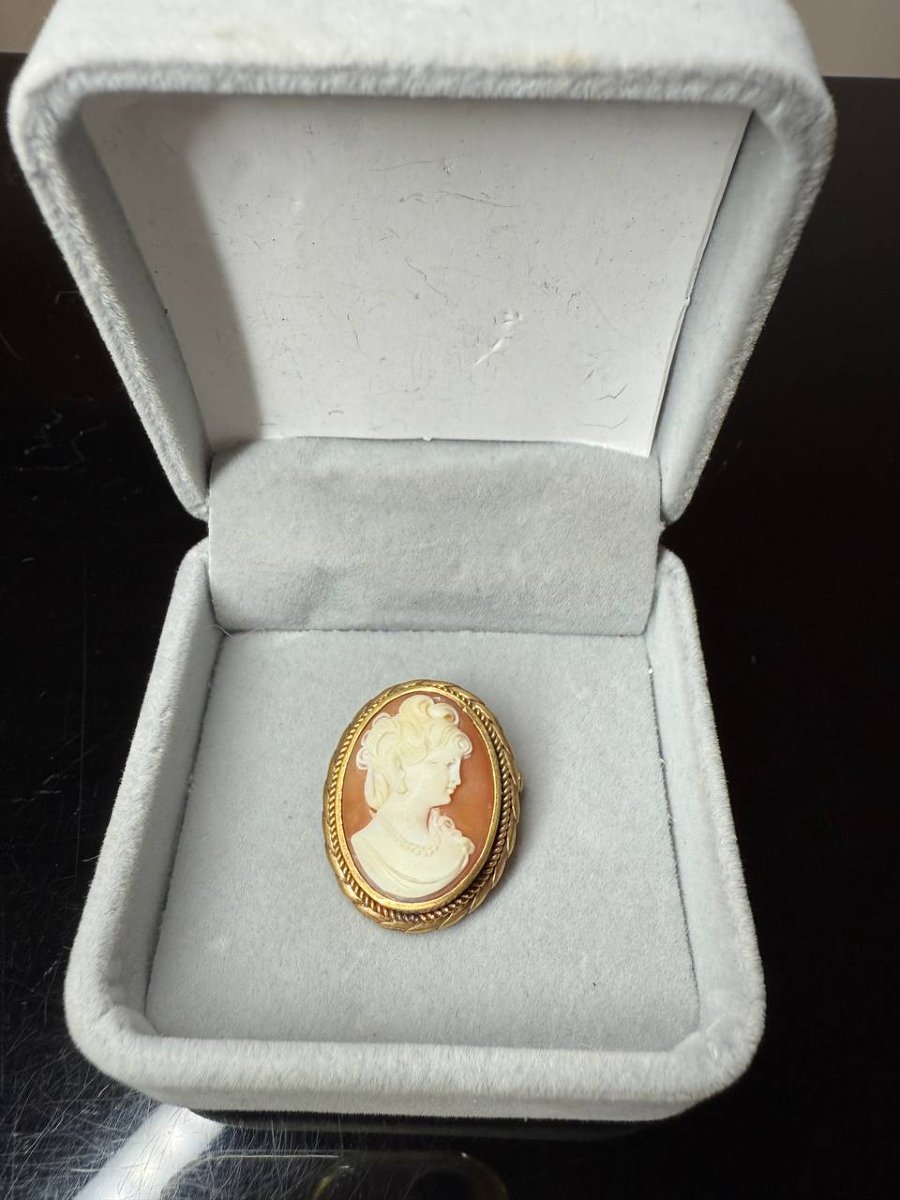 Small Shell Cameo Brooch Pendant-photo-5