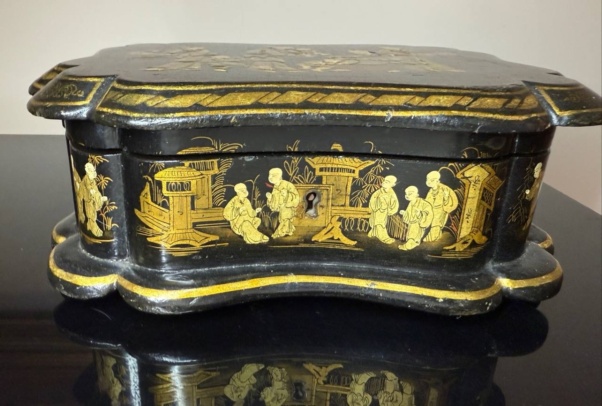 Boîte à bijoux Napoléon III en laque noire à décor asiatique, 19e siècle-photo-2