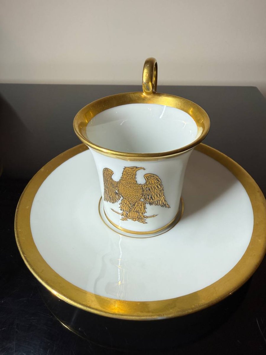 Tasse et sous tasse  en porcelaine Limoges , décor Aigle Impérial-photo-3