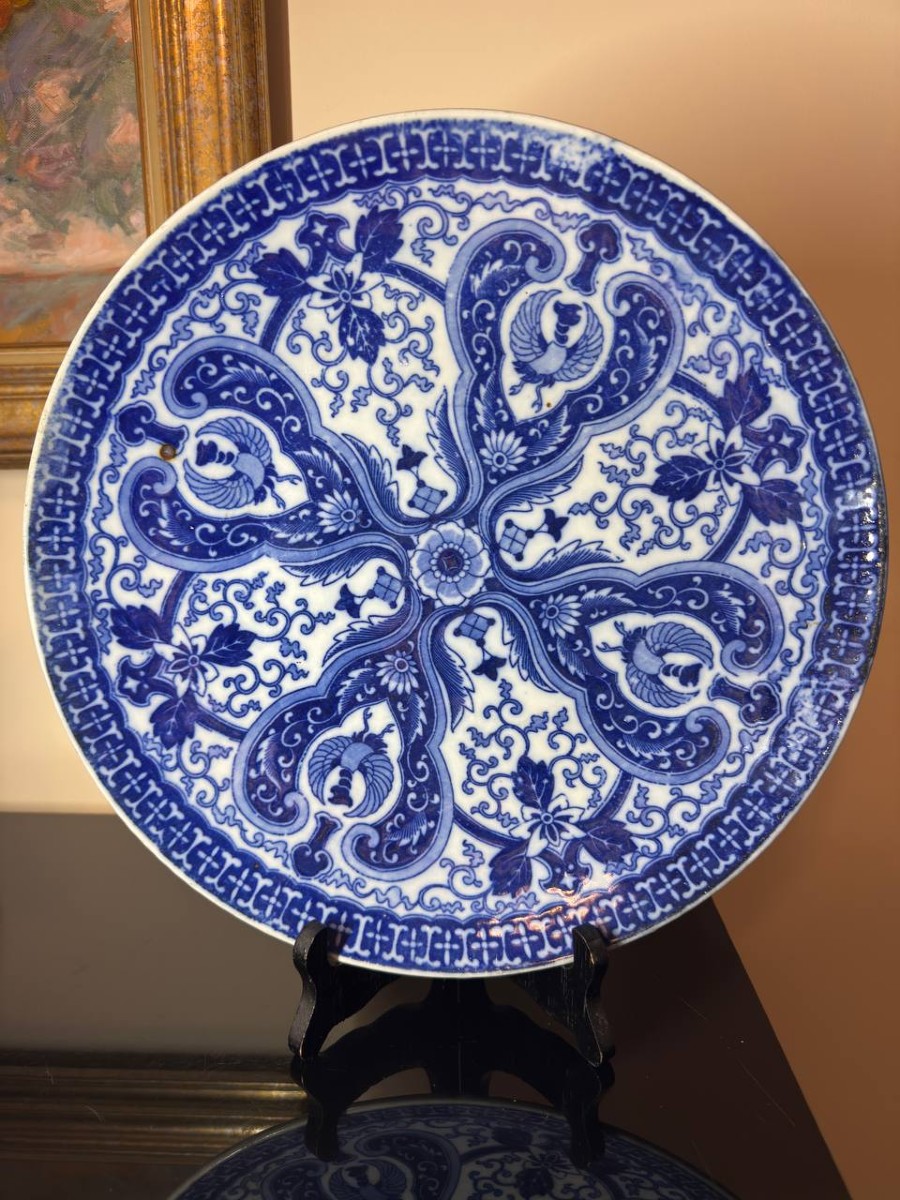 Japanese Igezara Porcelain Dish, Phoenix Motif, Circa 1900