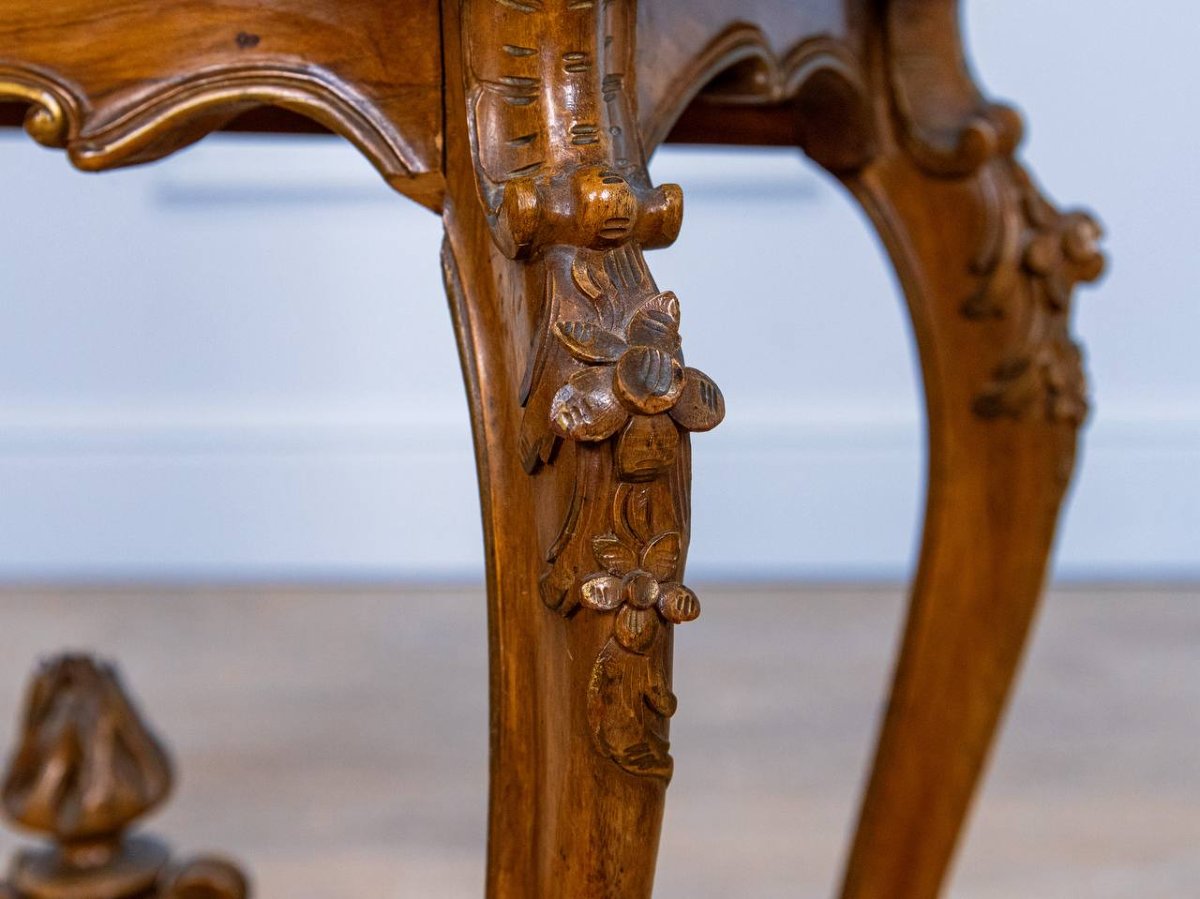 Rococo Style Display Case-photo-4