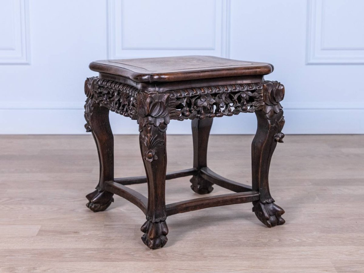 Table d'appoint chinoise en bois sculpté avec plateau en marbre incrusté-photo-4