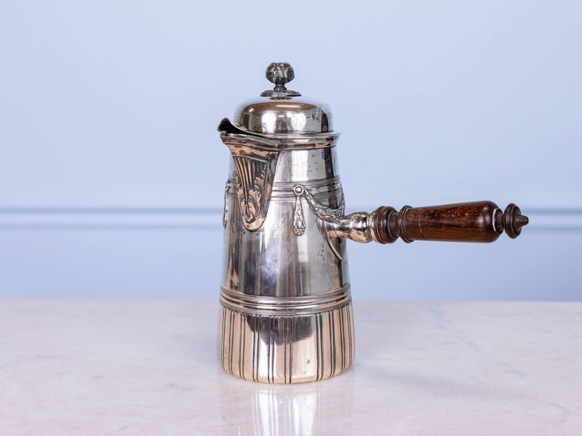 CHOCOLATIÈRE EN ARGENT MASSIF MANCHE BOIS