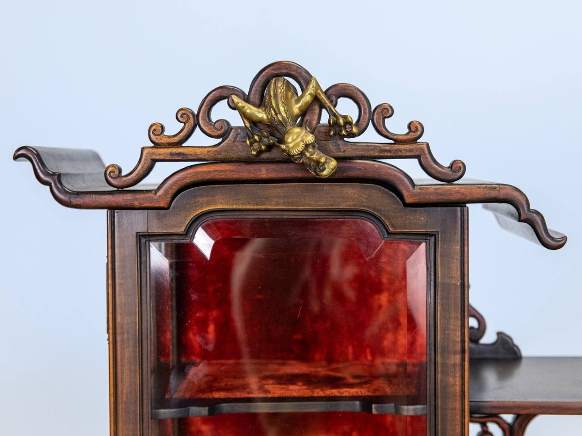 Attribué à Gabriel Viardot (1830-1906), Meuble vitrine.-photo-2