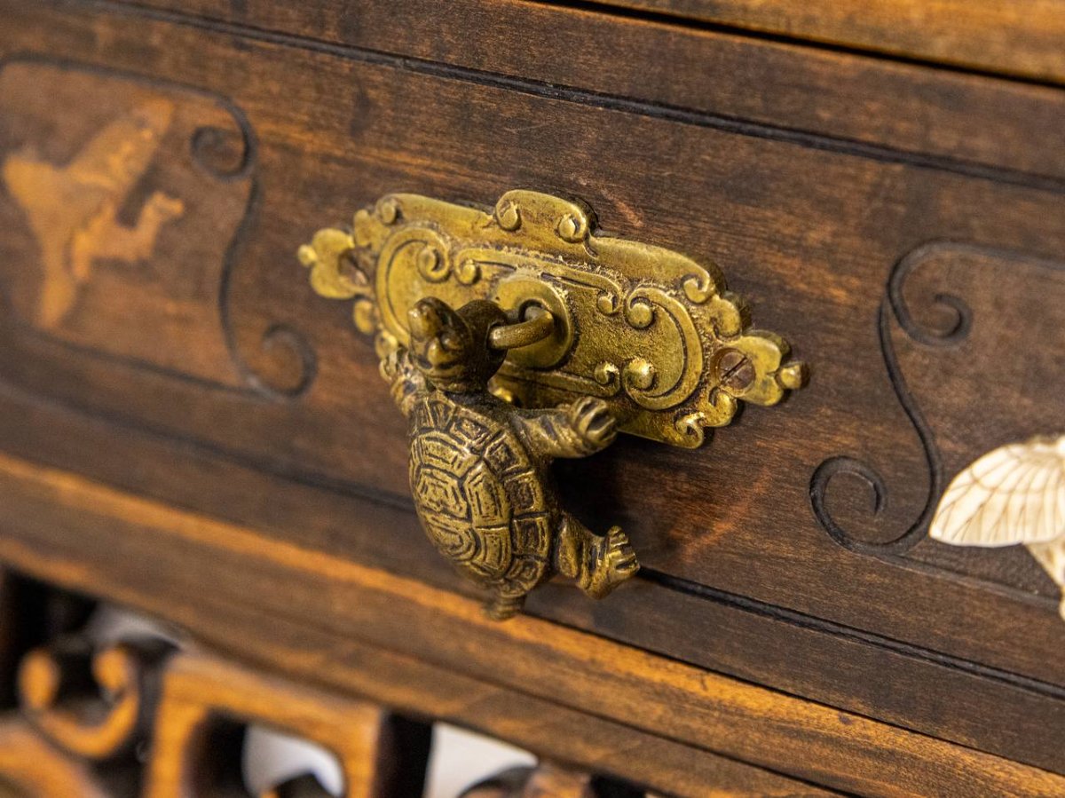 Attribué à Gabriel Viardot (1830-1906), Meuble vitrine.-photo-7