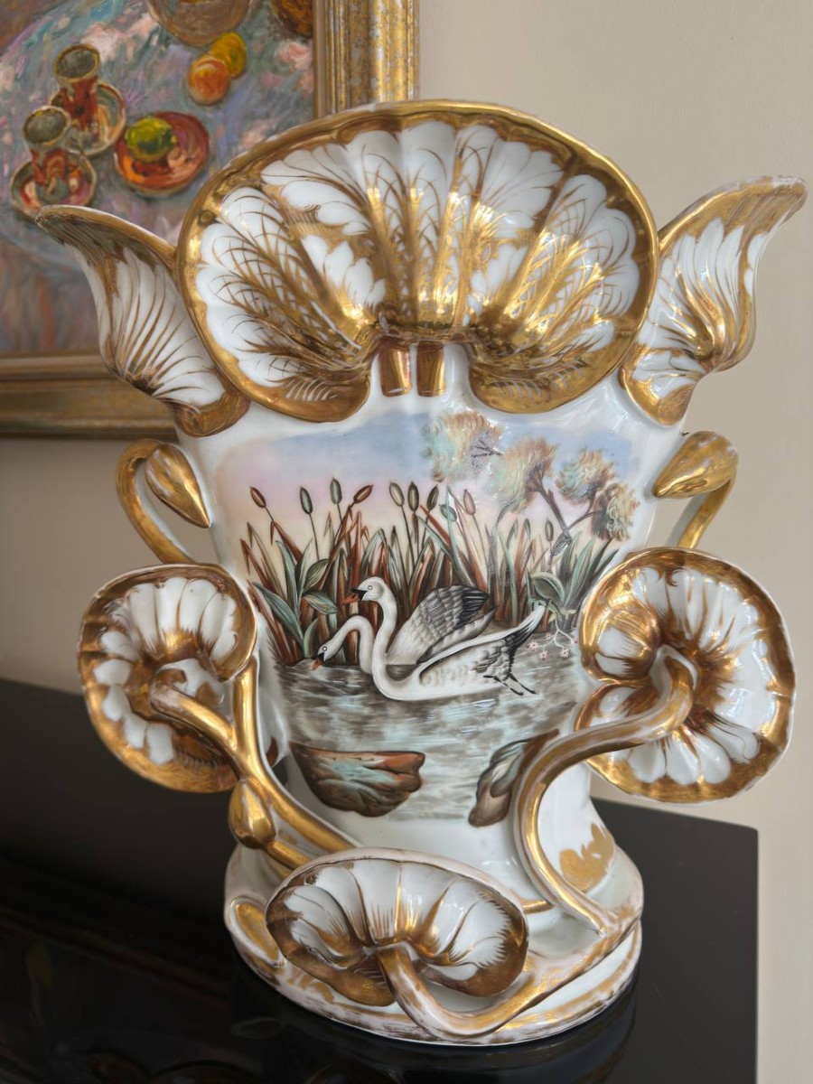 Vase In 
