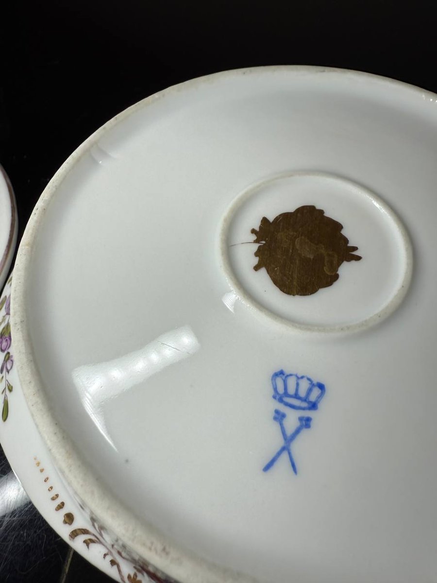 Servant Of Two German Porcelain Egg Cups-photo-6