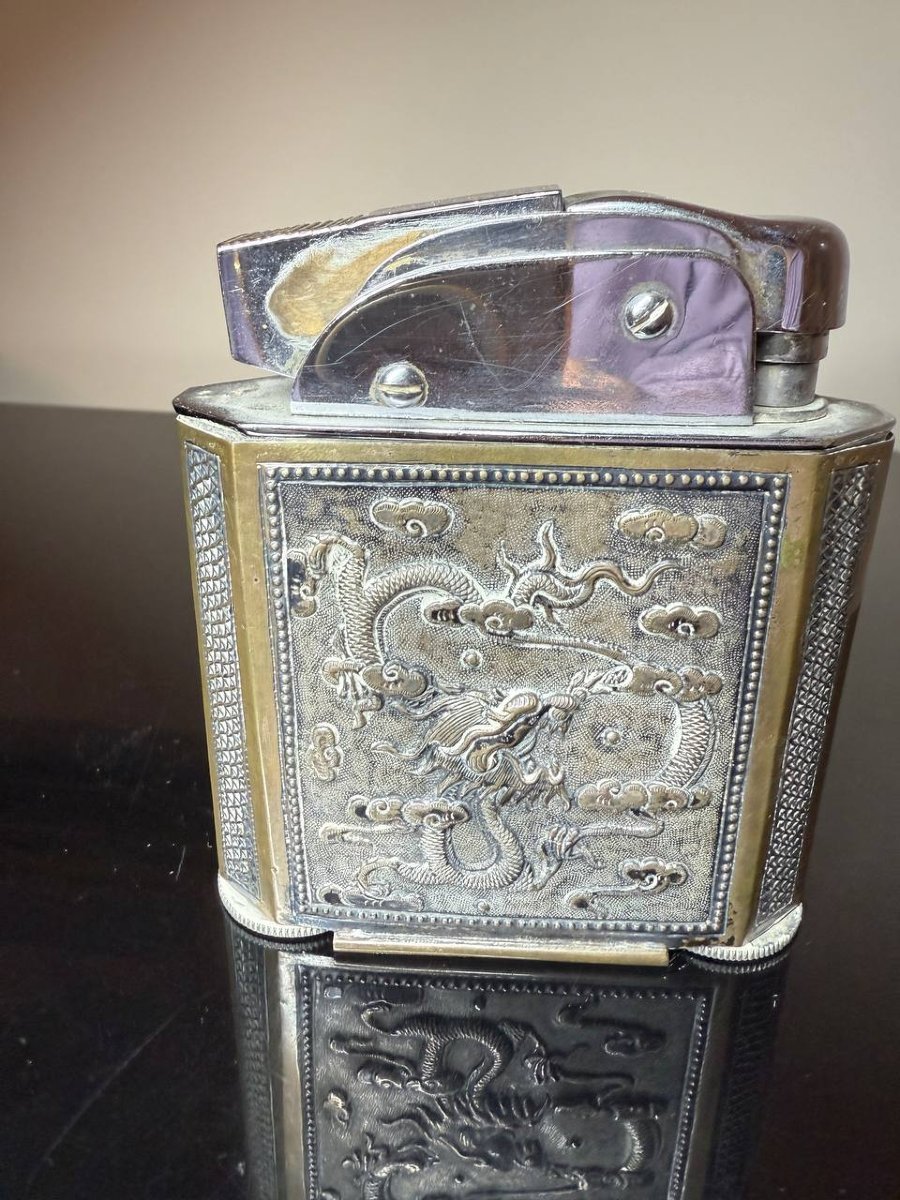 Briquet, Gainage en plaque en argent MOTIF DRAGON, INDOCHINE, Chine .-photo-1