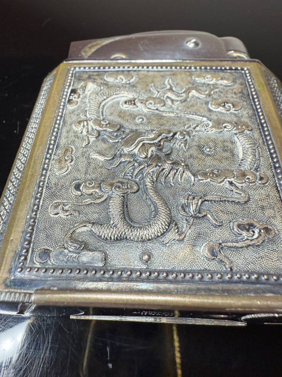 Briquet, Gainage en plaque en argent MOTIF DRAGON, INDOCHINE, Chine .-photo-3