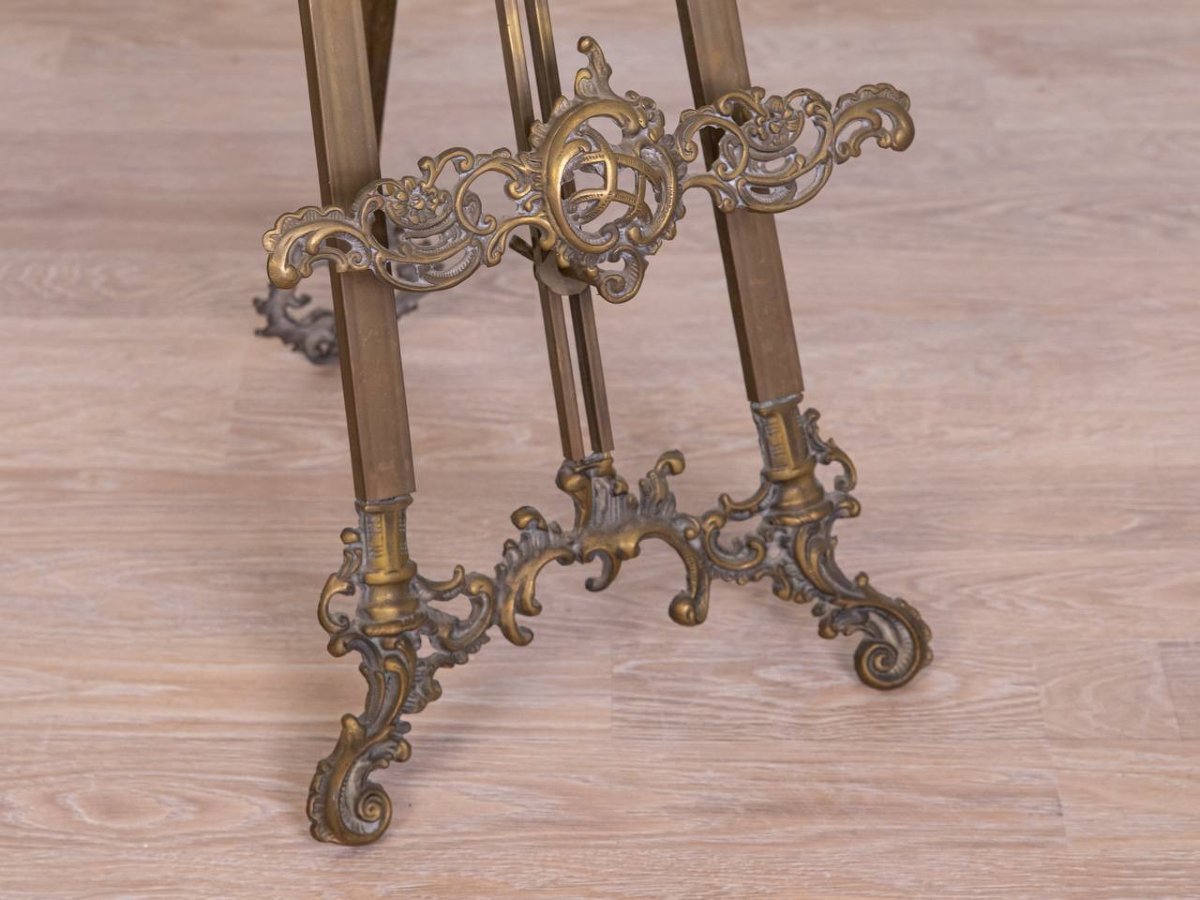 CHEVALET en bronze et laiton ciselés à décor rocaille-photo-6