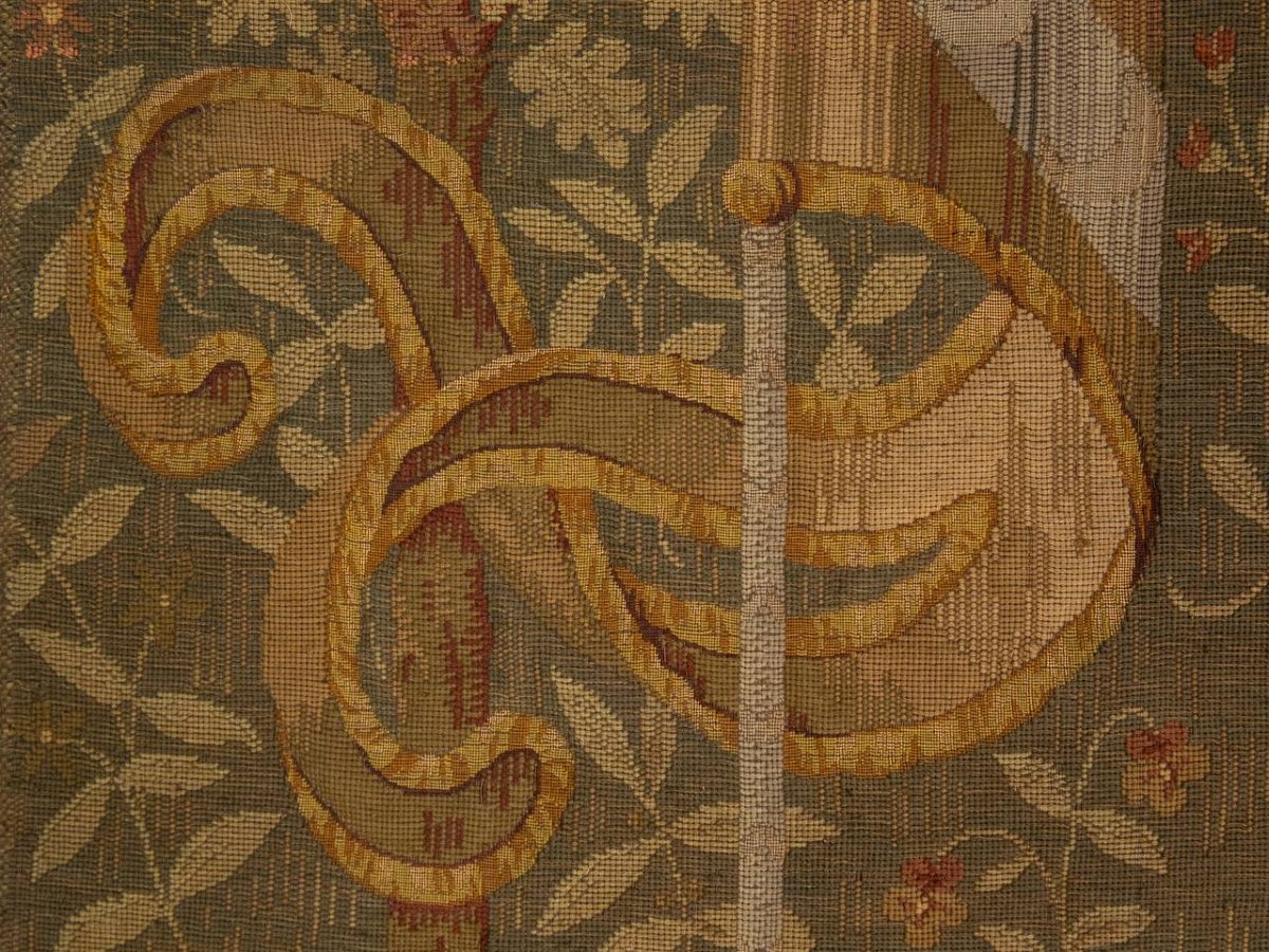 "l'oreille", Tapestry From The Series "la Dame à La Licorne" Conserved At The Musée De Cluny.-photo-1