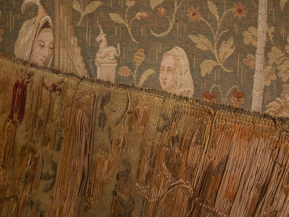 "l'oreille", Tapestry From The Series "la Dame à La Licorne" Conserved At The Musée De Cluny.-photo-3