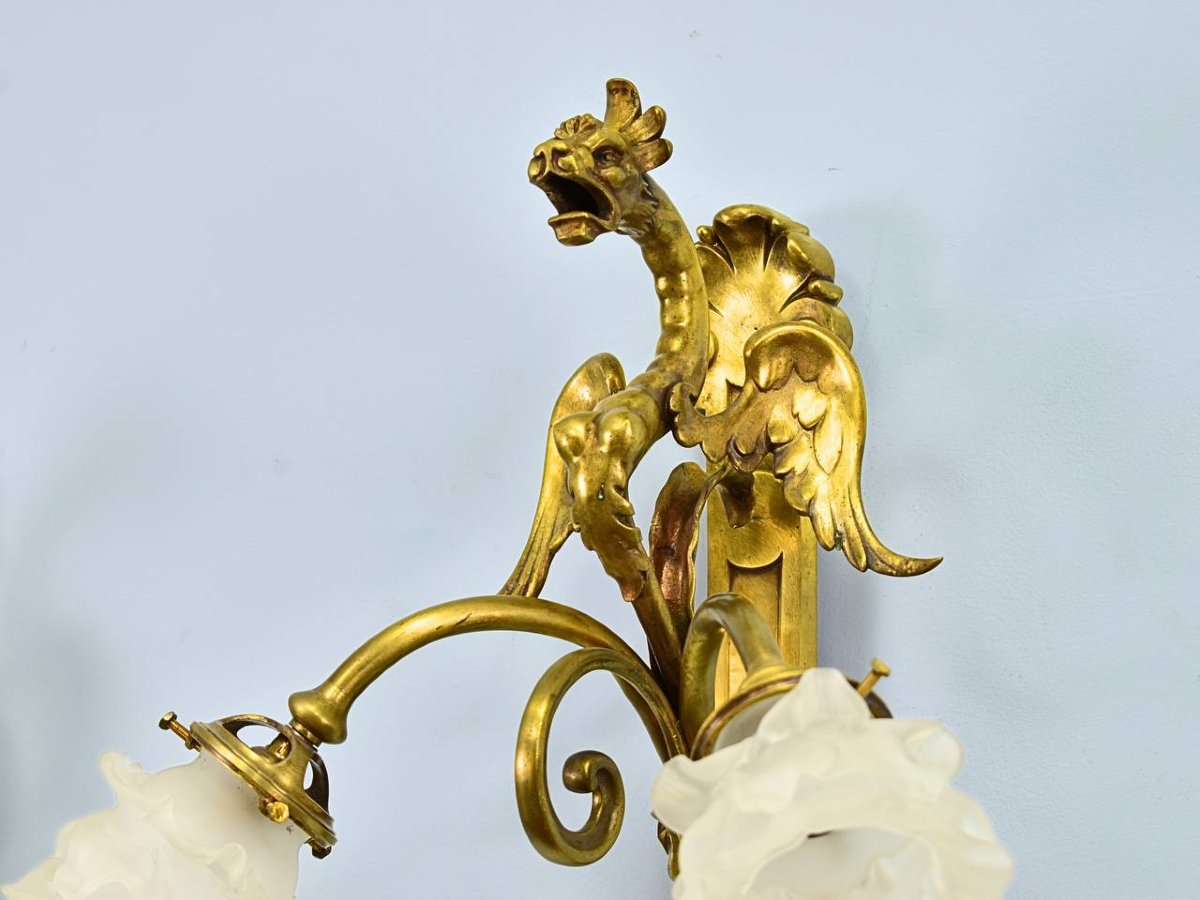 Paire d'appliques murales en bronze aux griffons-photo-1