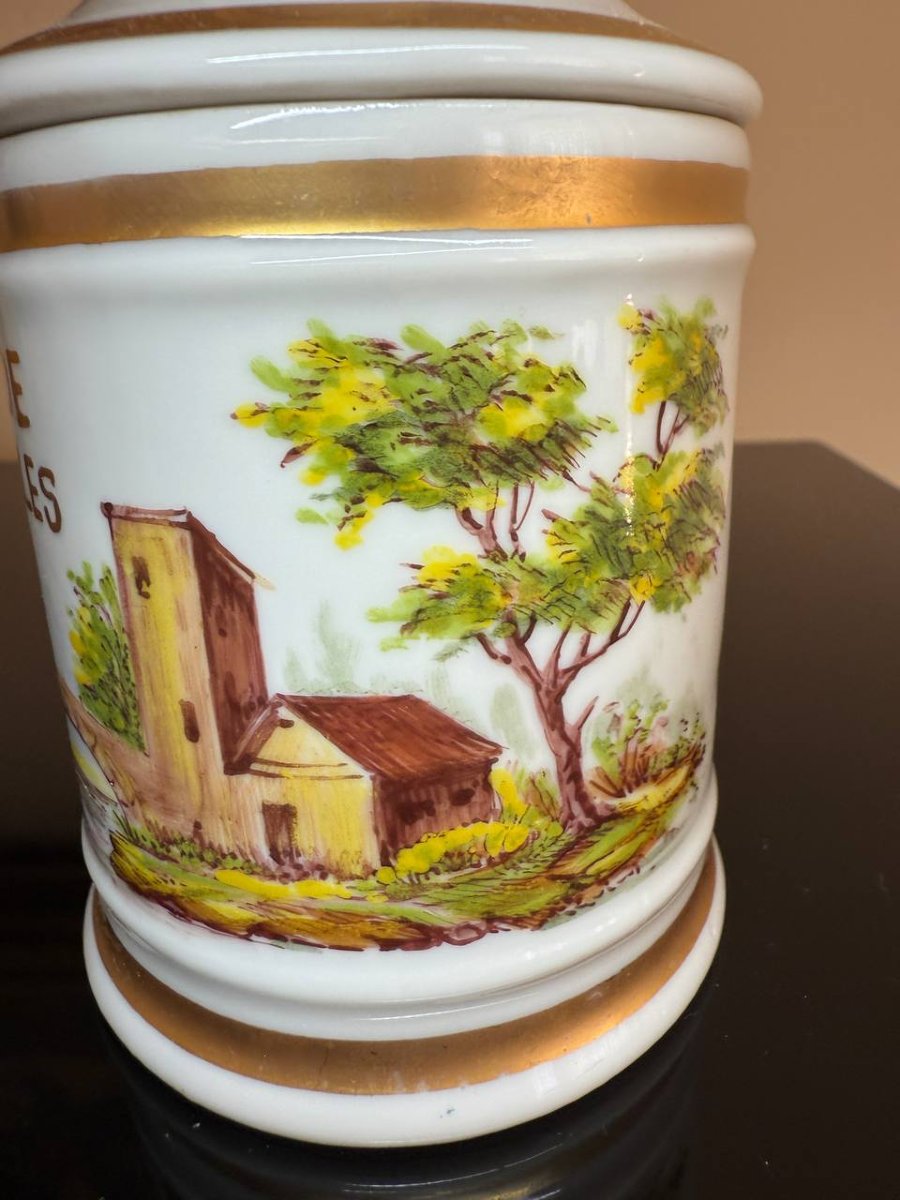 Hand-painted Porcelain Medicine Jar.-photo-1